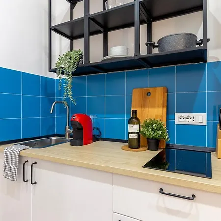 Cool And Stylish - Wifi * Triest